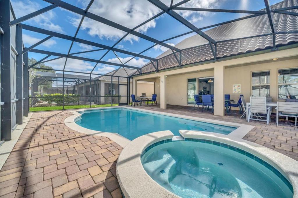 Cozy St Patrick Pool & Spa Home, Davenport