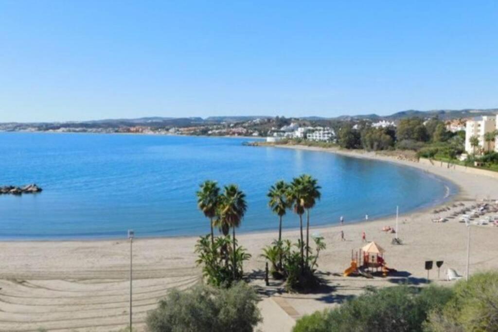 Estepona port beachside apartment - Marina Bay - 1