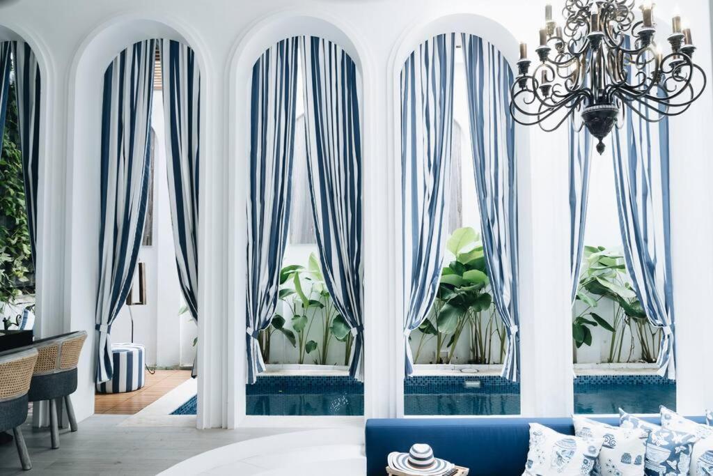 Luxurious 3BR Villa Muzo with Pool by Azure near W — Hotel in Bali