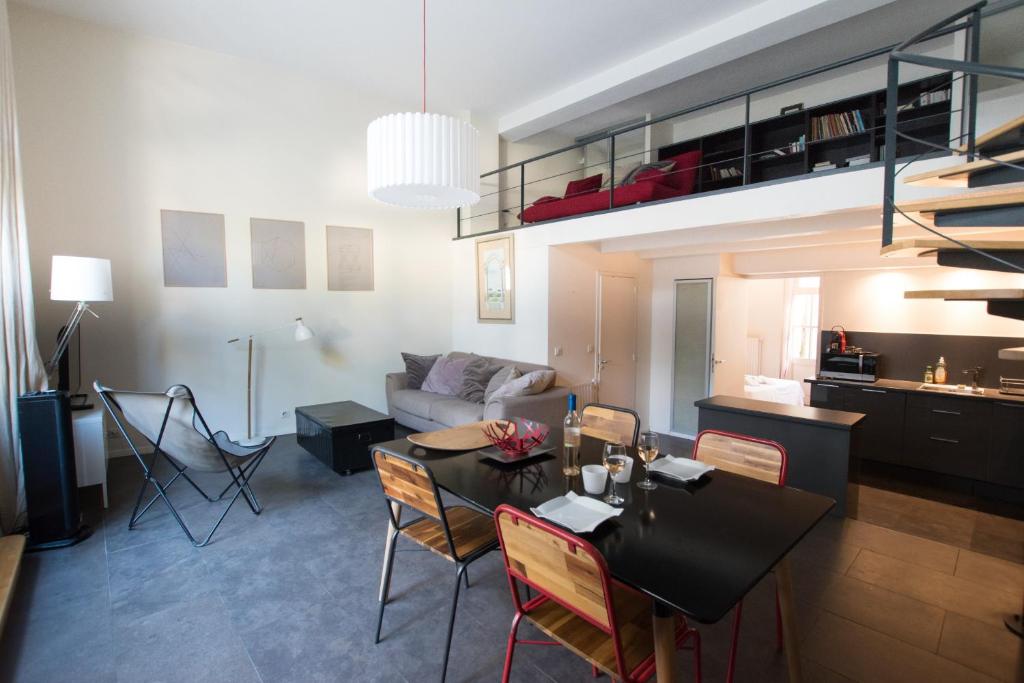 Divonne - Loft cosy avec jardin partagé - 3
