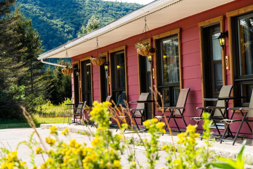 Auberge de Jeunesse Le Camp De Base photo