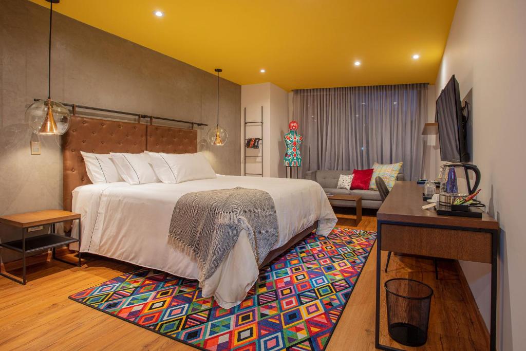 Hotel V1501 photo