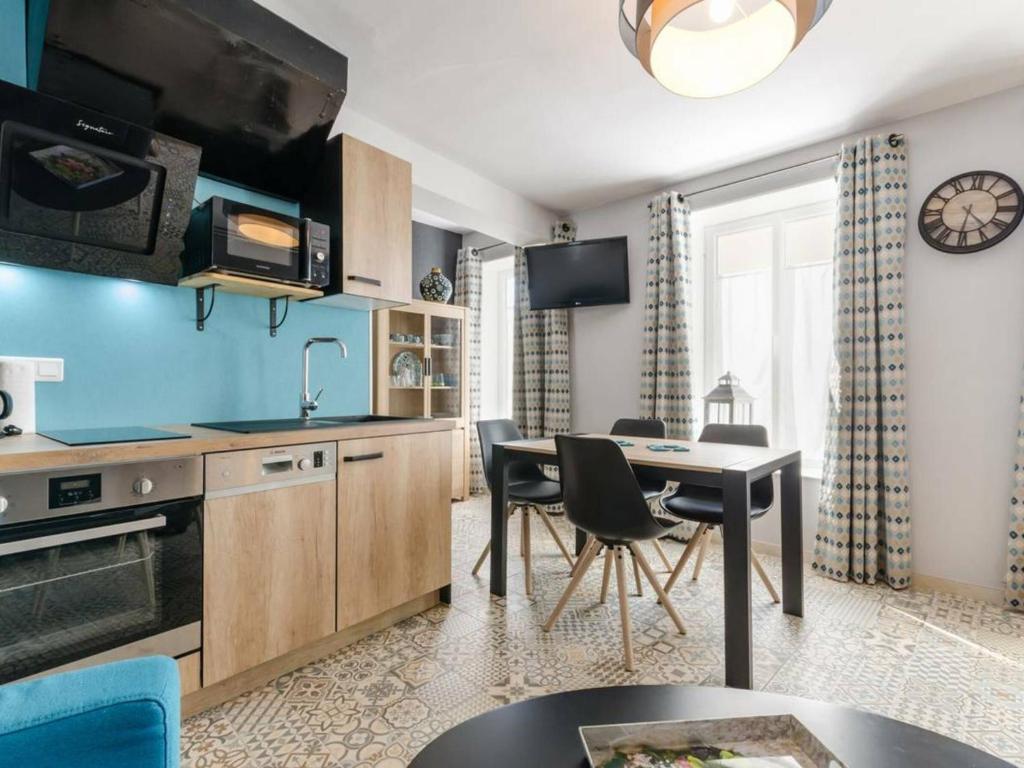 Appartement Vendeuvre-sur-Barse, 2 pièces, 2 personnes - FR-1-543-50