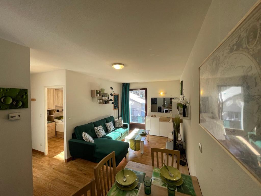 JARDINS DE RAMEL – APPT 2106*** - CURE/SKI WIFI - 3