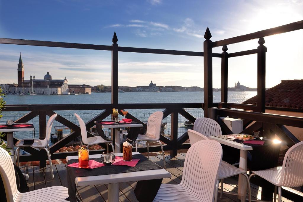 호텔 파가넬리 호텔 상세 정보