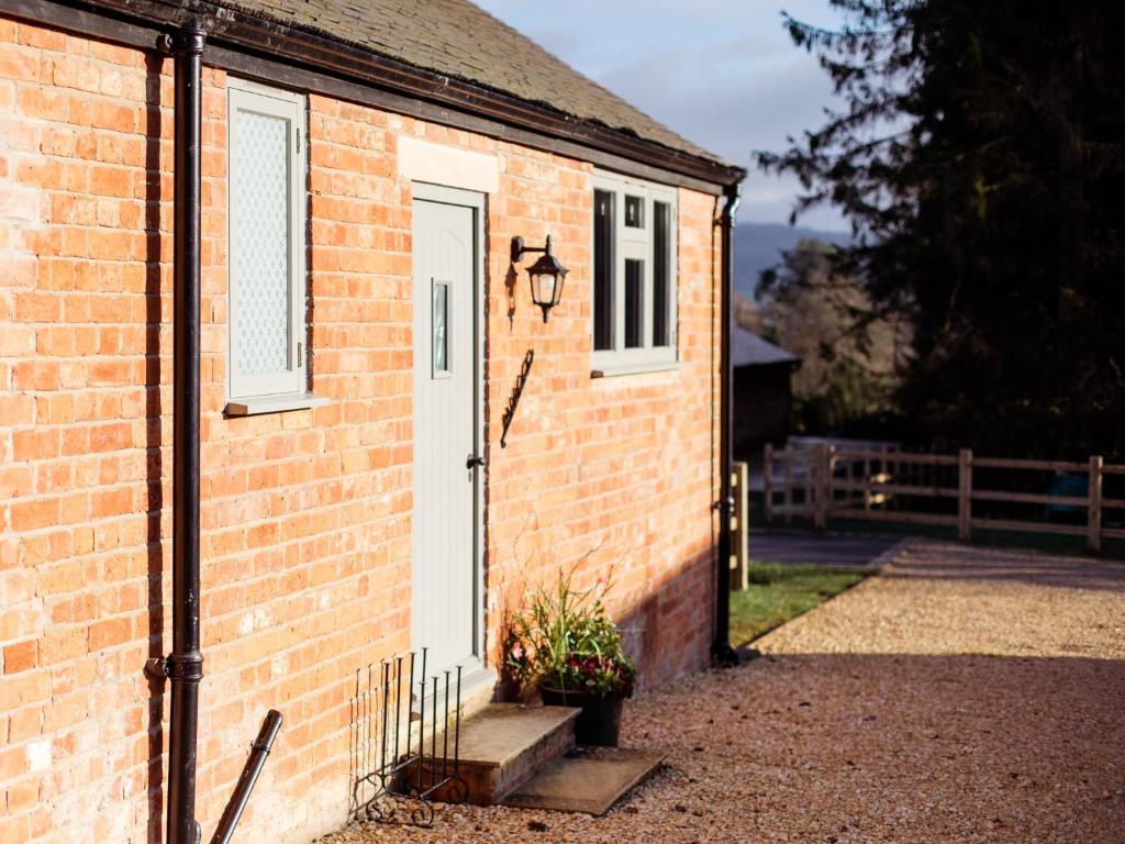 Paddock Cottage, Winchcombe photo 7