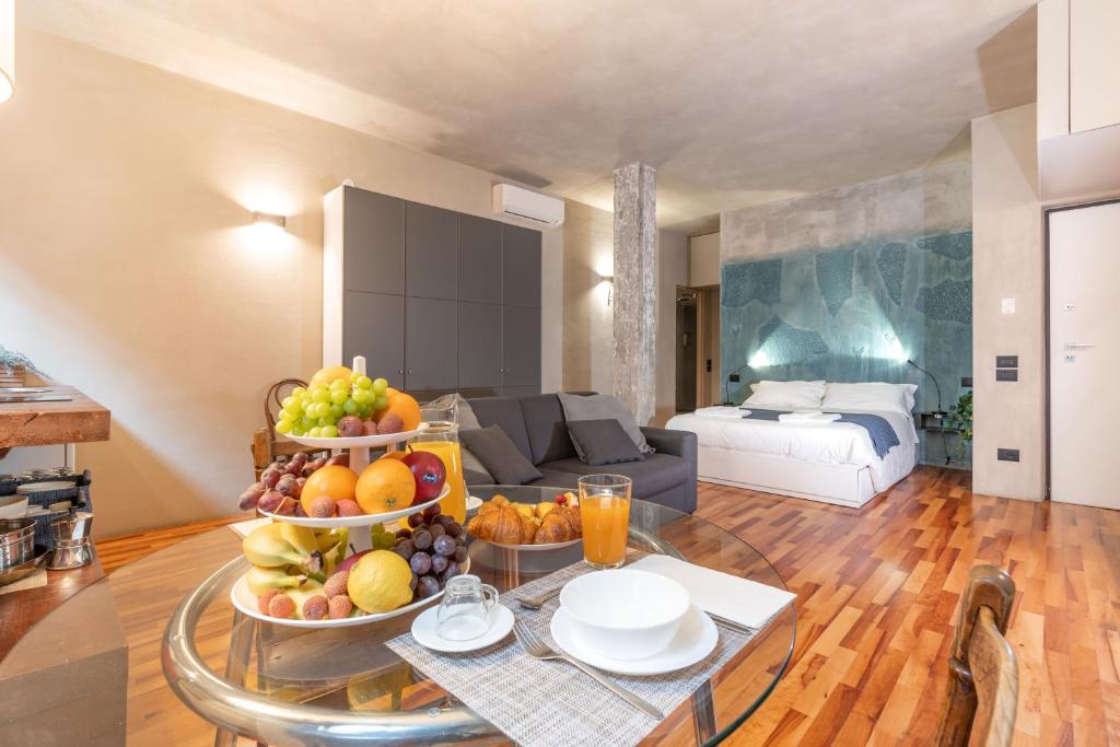 Il Garbo Apartments and Suite