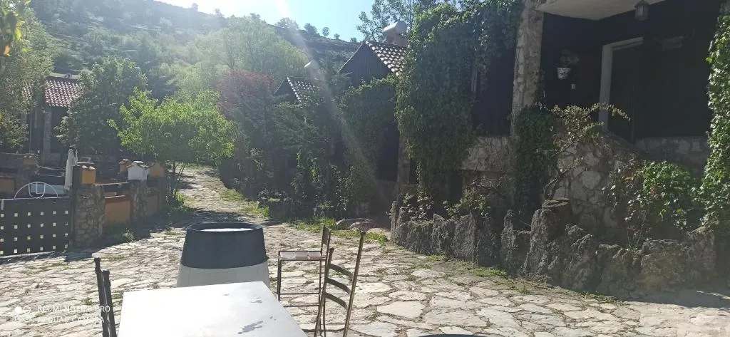 Alojamientos Turisticos La Utrera，位于拉斯马哈达斯的酒店