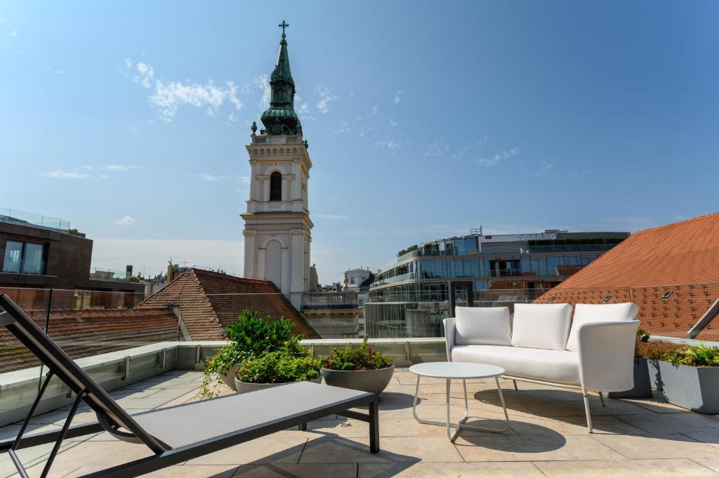 Balcony/terrace, Emerald Hotel in Budapest