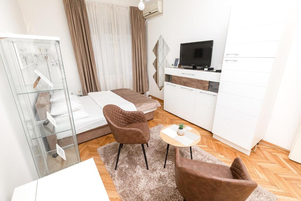 1st Belgrade Apartment - 1