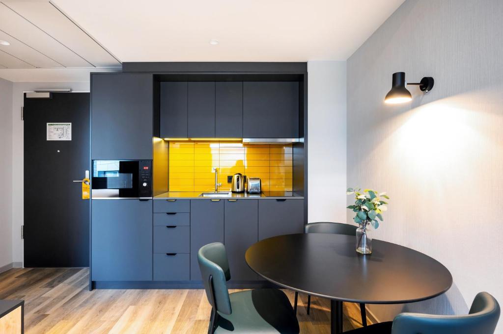 Staycity Aparthotels Frankfurt Airport Parken www.agoda.com