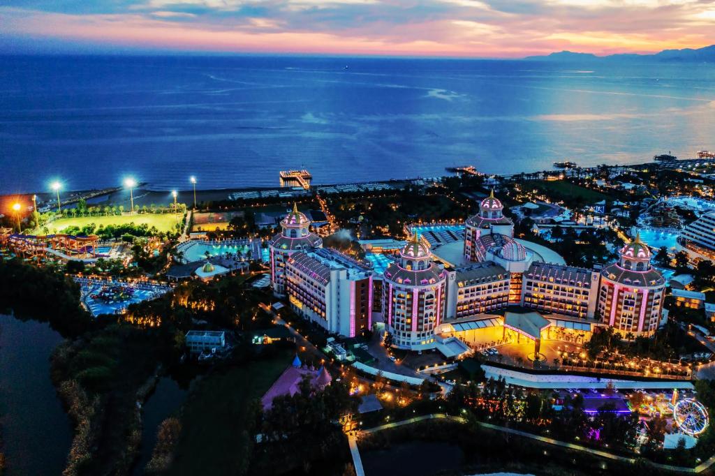 Delphin BE Grand Resort — Lara