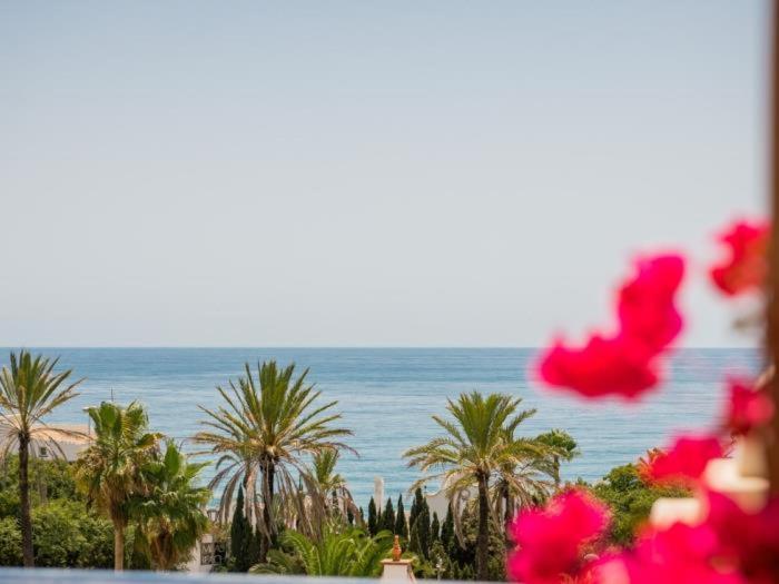 JAZMIN MIRAFLORES SENSATIONAL VIEW! POOL, TERRACE, WiFi - 4