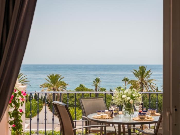 JAZMIN MIRAFLORES SENSATIONAL VIEW! POOL, TERRACE, WiFi - 2