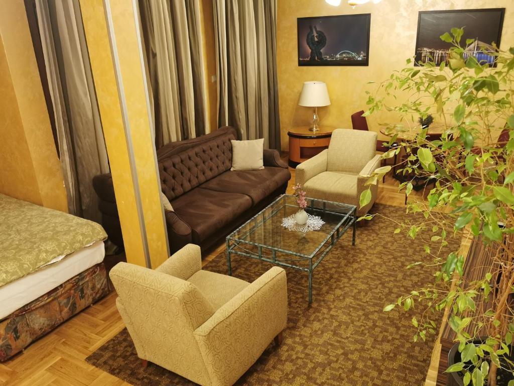 Contigo Apartments - 3