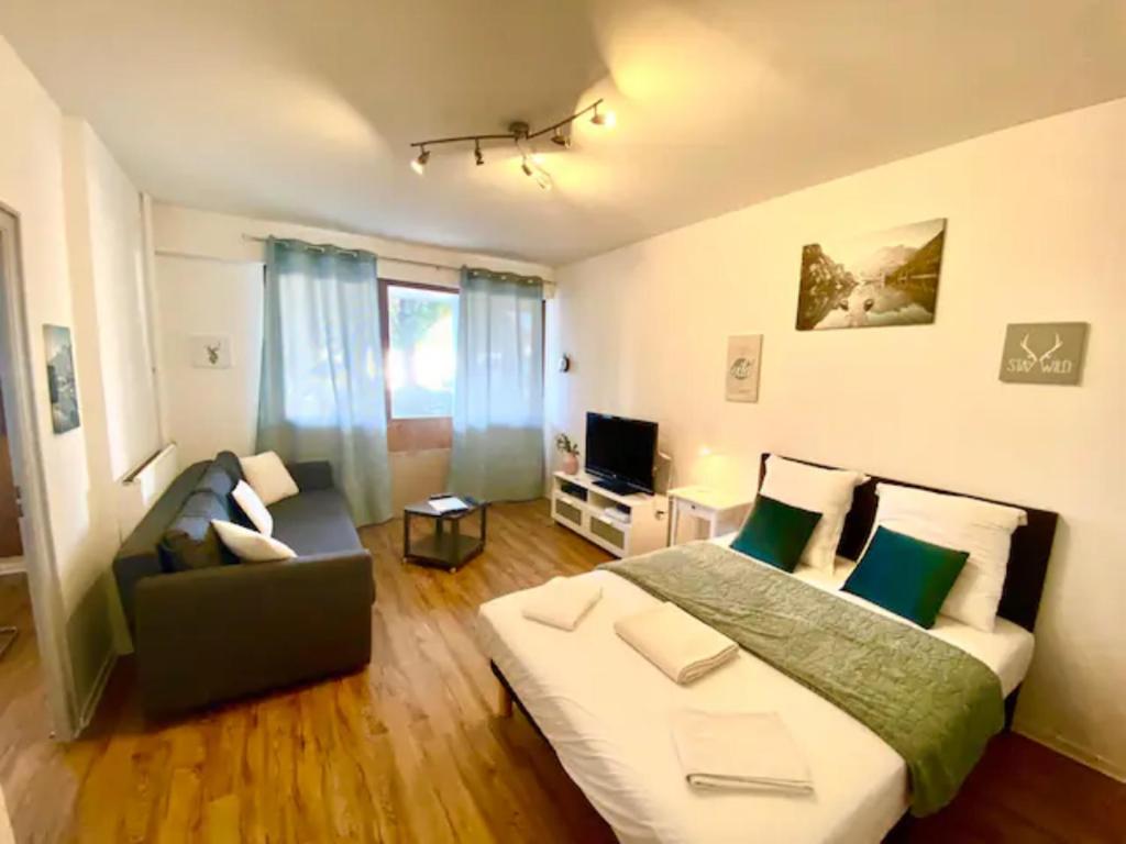 SOBNB Barbusse Apartment 4 pers proche centre et tram Apartment in
