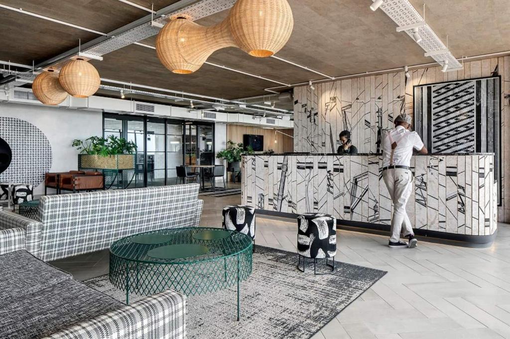 WEX1 Private Apartments by Perch Stays photo