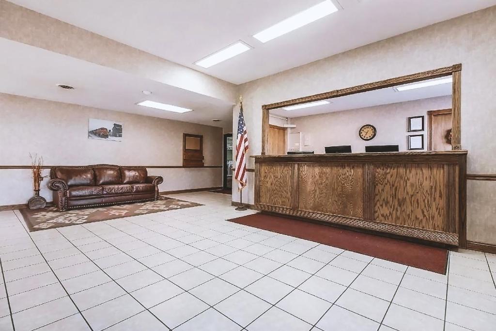 Coratel Inn & Suites By Jasper McCook photo