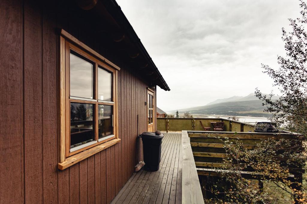 Bjorkin – Cozy Cabin with excellent view photo