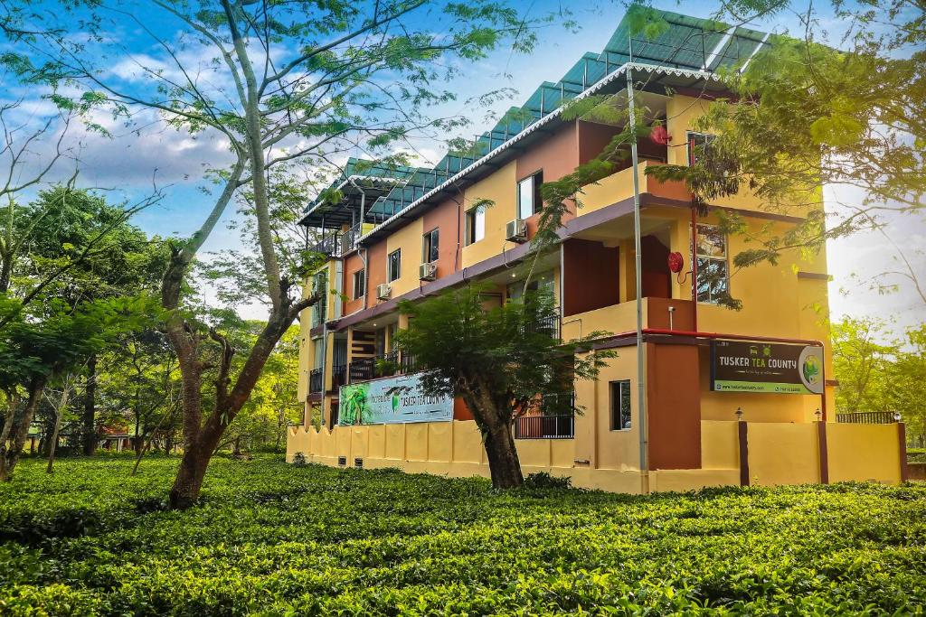 Tusker Tea County — Hotel in Dooars