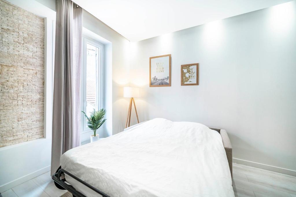 Frontière Monaco - Appartement moderne rénové - AH - 2