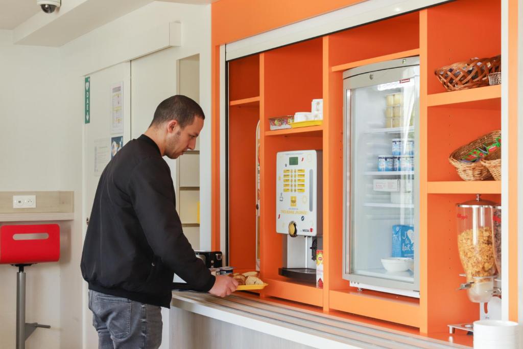 フロント・ロビー