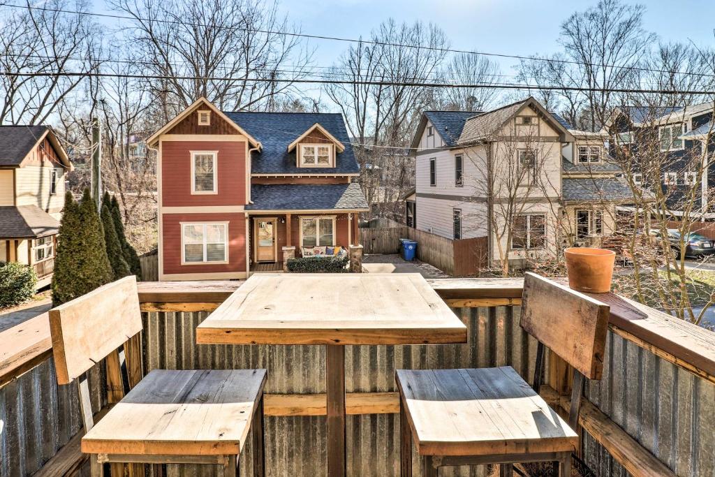 Unique Smart Home Less Than 1 Mi to Arts District!