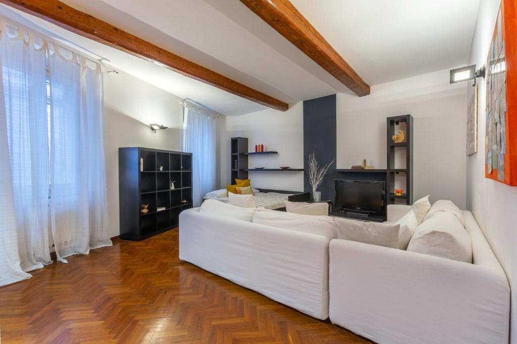 GuestHost - Central Ferrara Apartment - 5