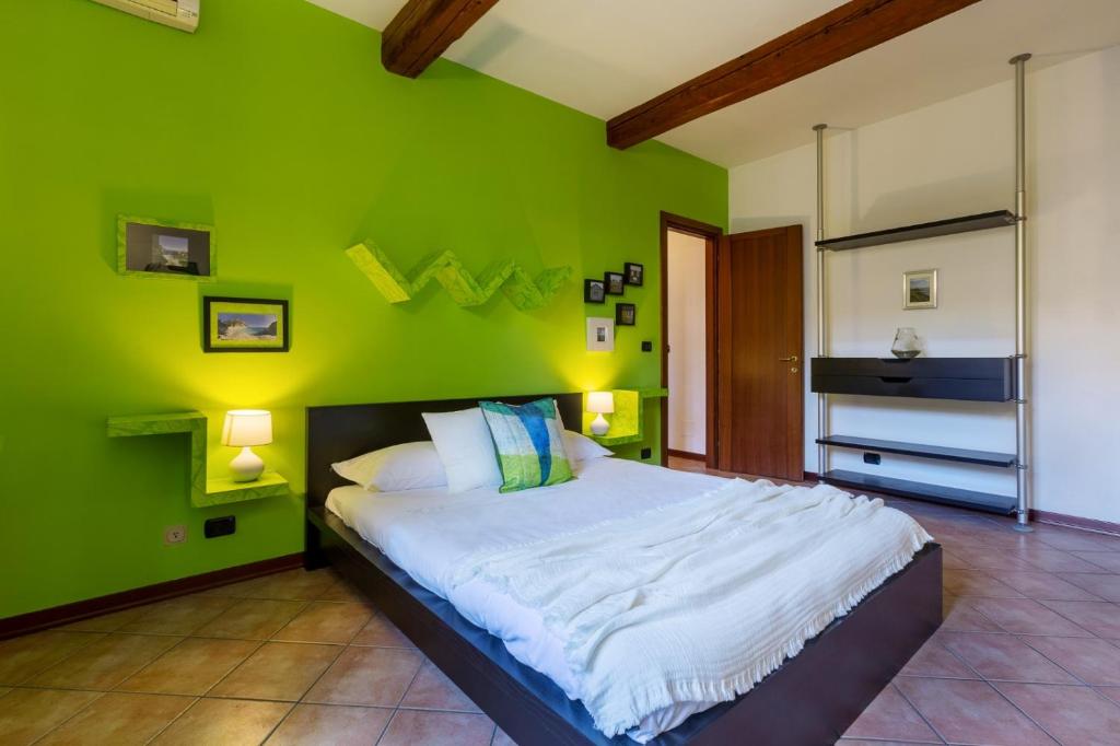 GuestHost - Central Ferrara Apartment - 2