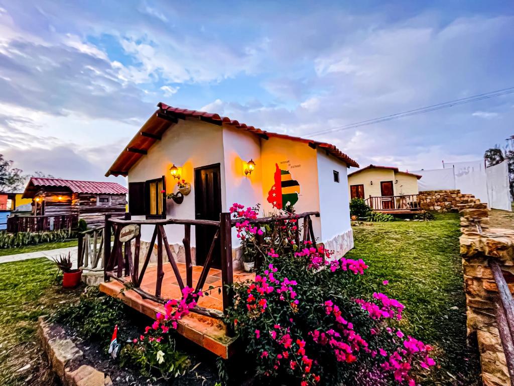 Parador La Mesa Redonda Hotel y Glamping - 1
