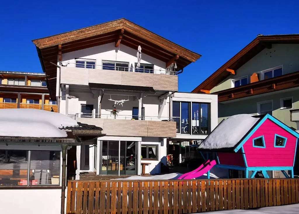 Ferienwohnung Kaiserblick Kössen, hotel in Kössen