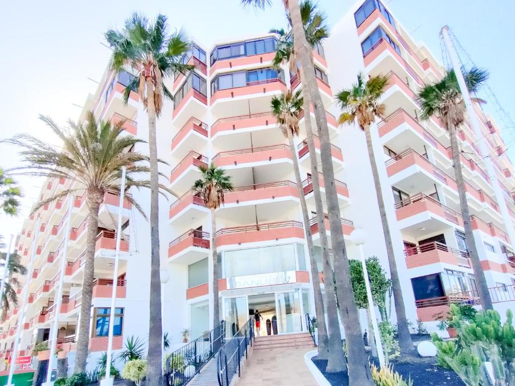 Cozy Beach Holiday Home in Playa del Ingles - 2