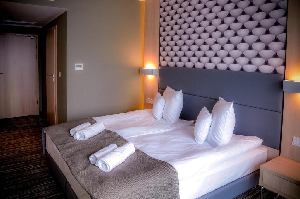 Hotel Astone Conference & Spa photo