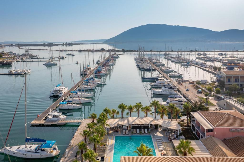 Ianos Hotel photo