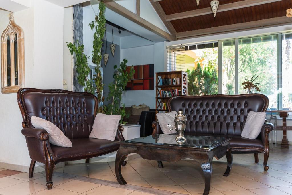 Ianos Hotel photo