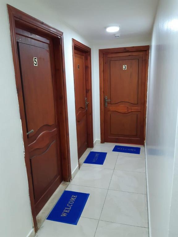 Farah Plaza Hostel & Apartments photo