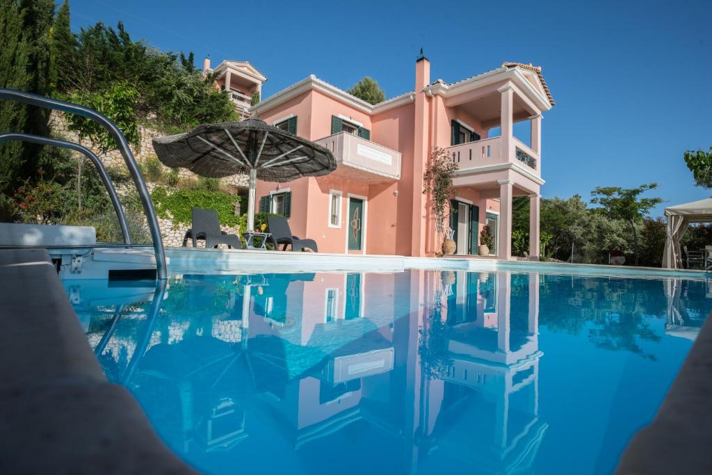 Private, pool, sunsets, beaches, amenities - Eleni, Athanion