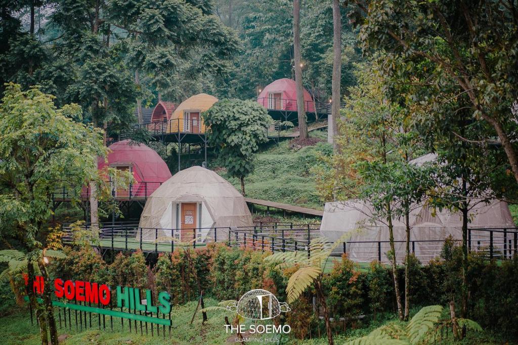 The Soemohills Pacet — Hotel in Trawas