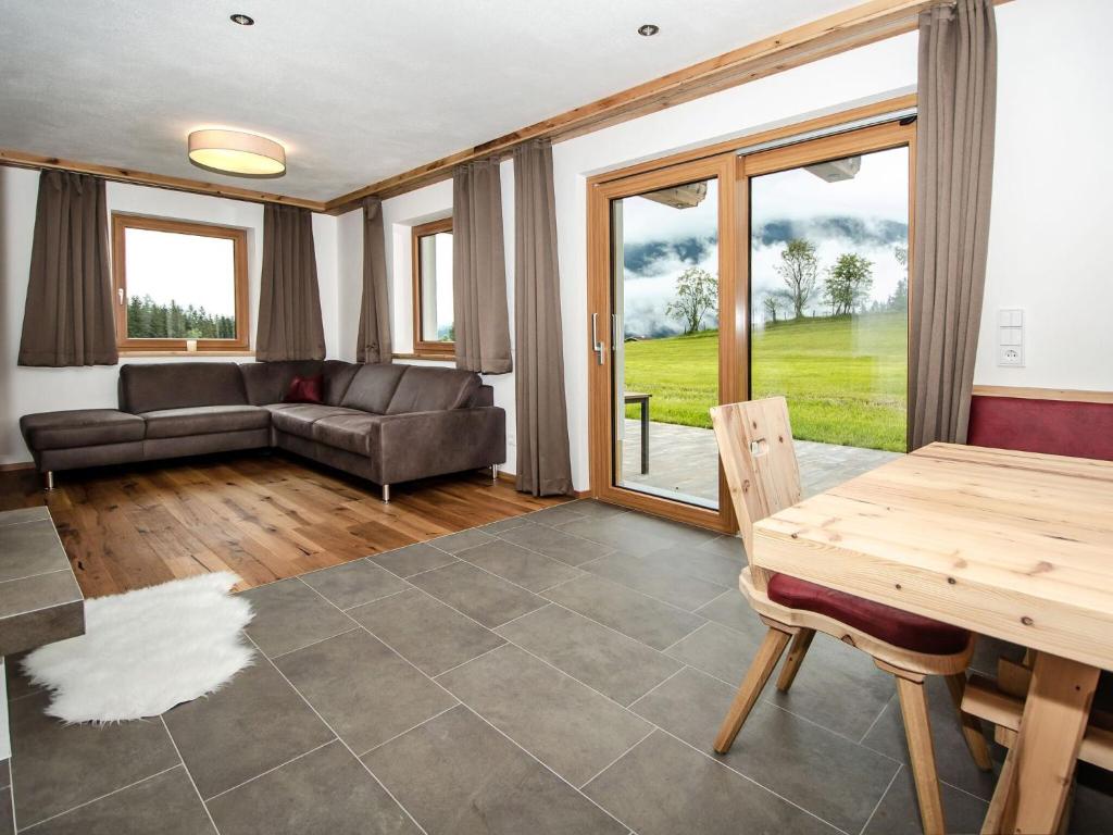 Chalet in Jochberg with Sauna & Mountain Views - 4