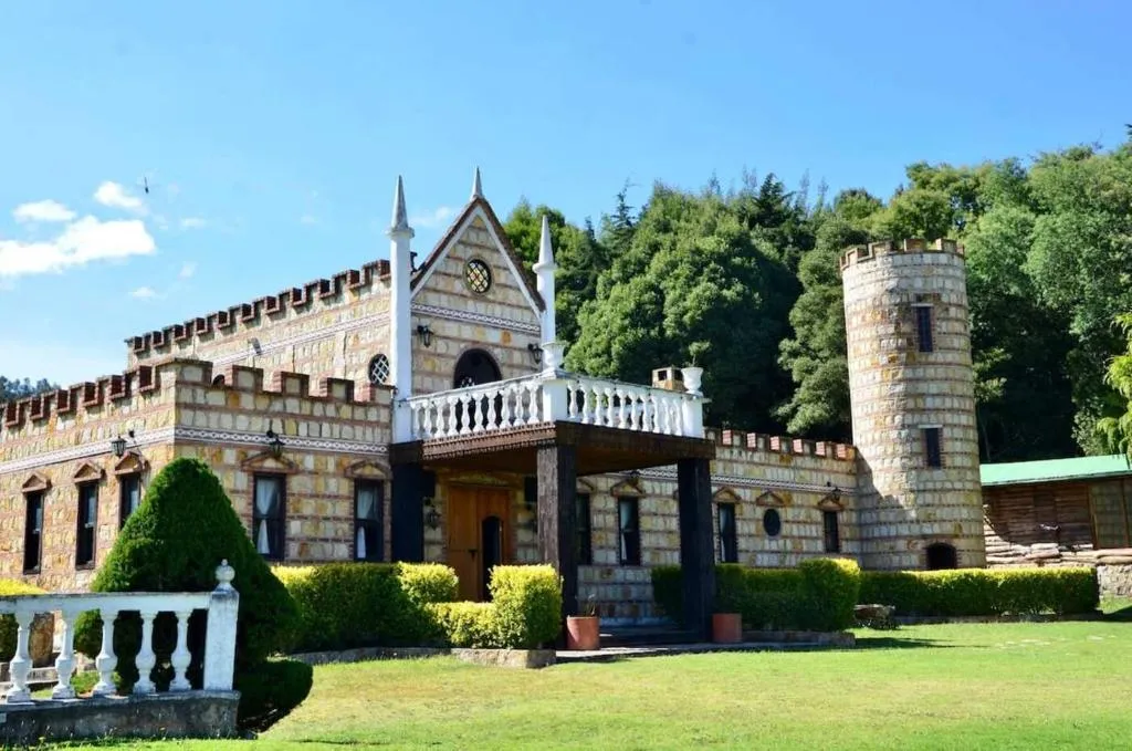 Castillo Casablanca，位于瓜塔维塔的酒店