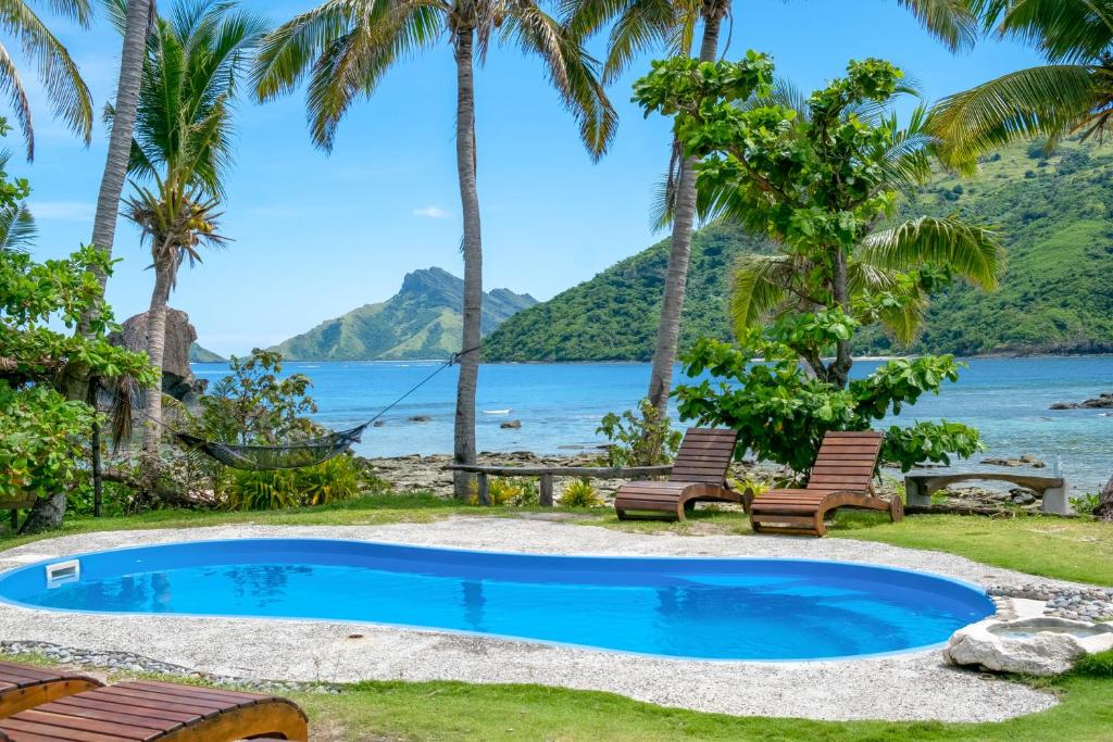 Barefoot Kuata Island