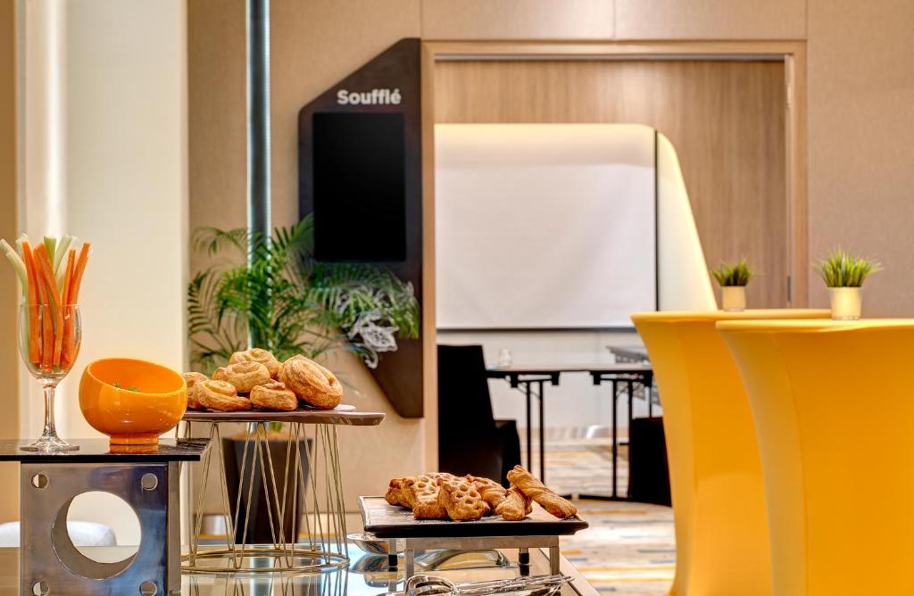 共用ラウンジ/TVエリア