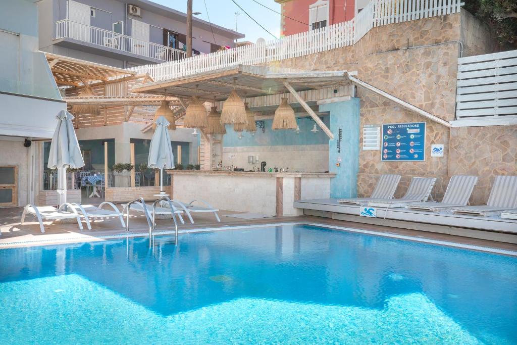 Rhodos Horizon Blu-Adults Only - zdjęcie 2