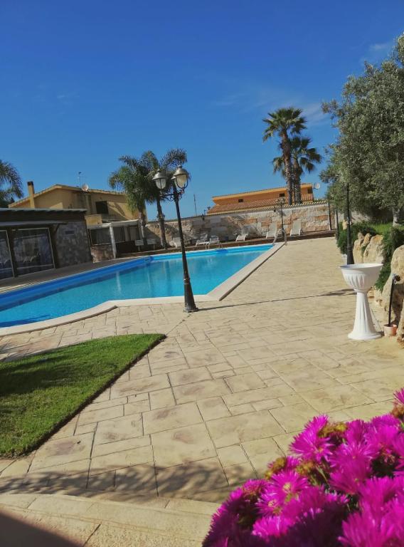 Country Villa - 3