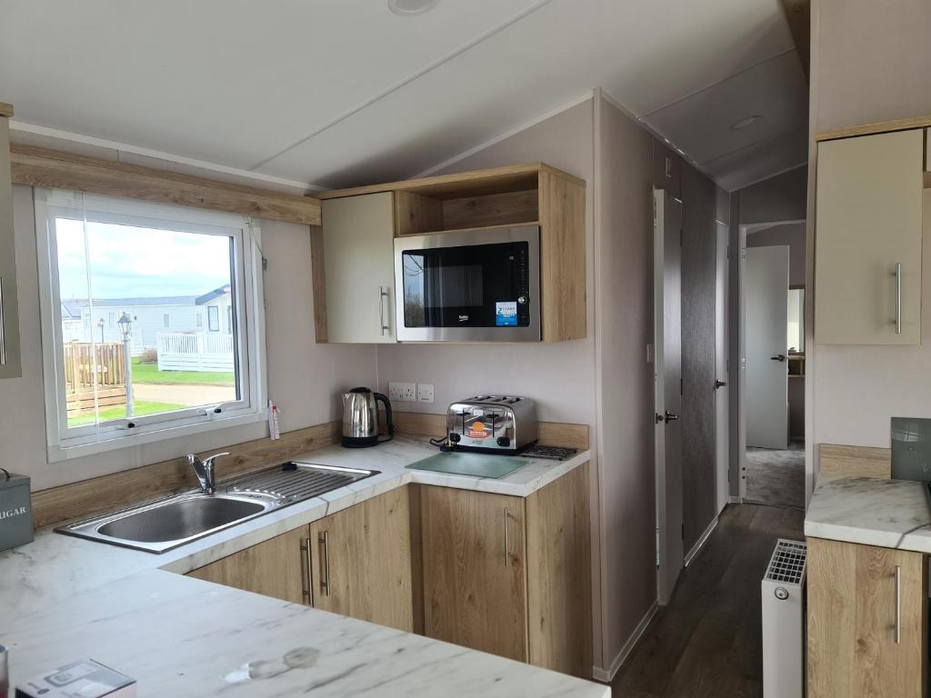 Mawgan Pads Perranporth photo 7