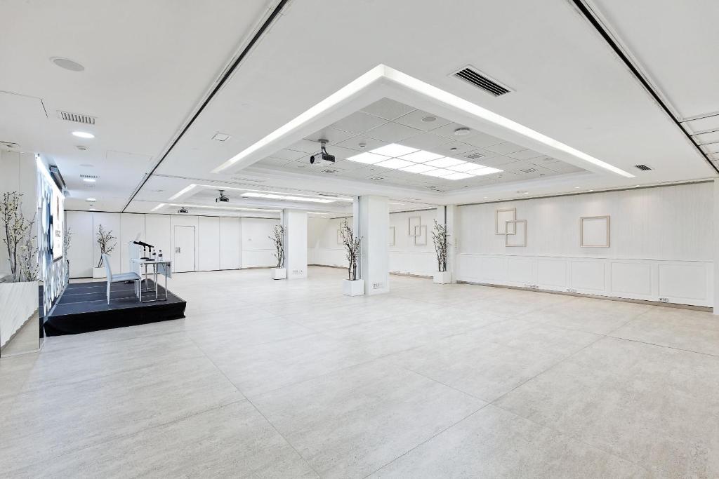 Tárgyalóterem/bálterem