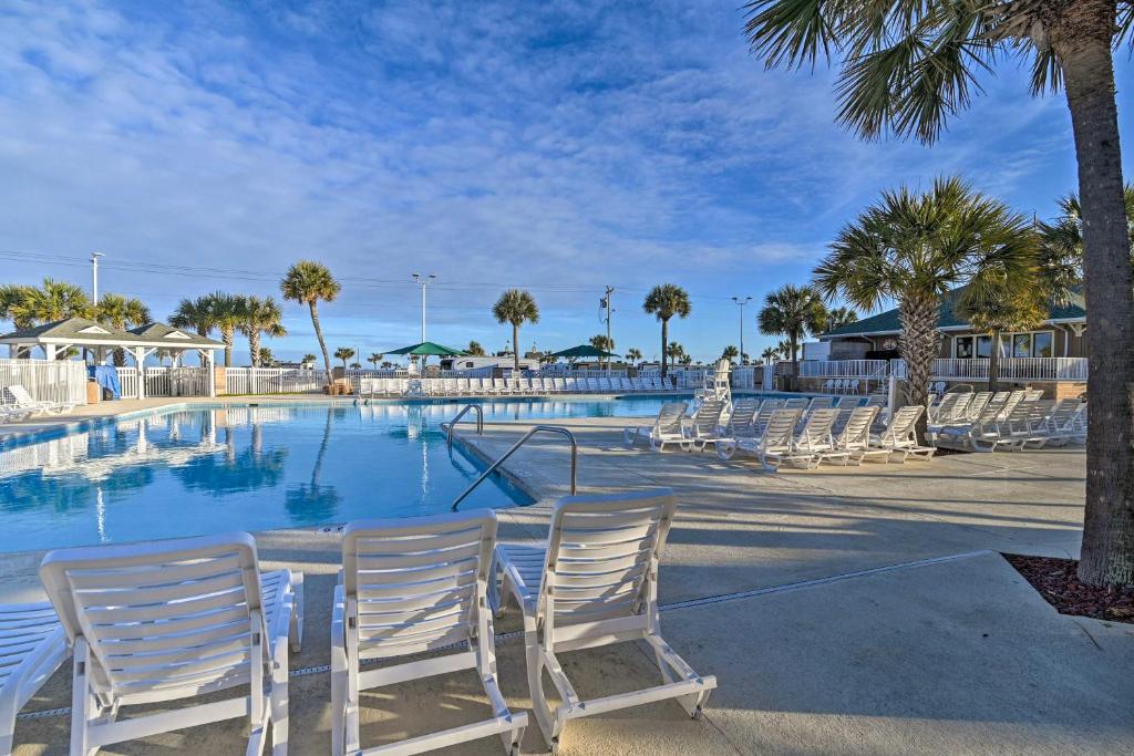 Ocean Lakes Home with Deck, Grill, and Pools! in Myrtle Beach (SC