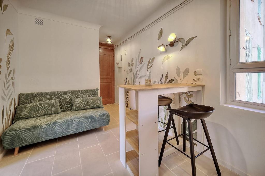 IMMOGROOM - Refurbished - Suquet - Sea view photo