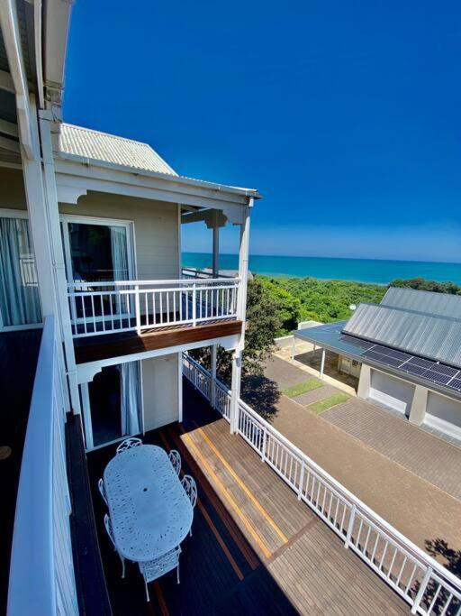 Vacation Rentals and Holiday homes in Blythedale Beach, South Africa