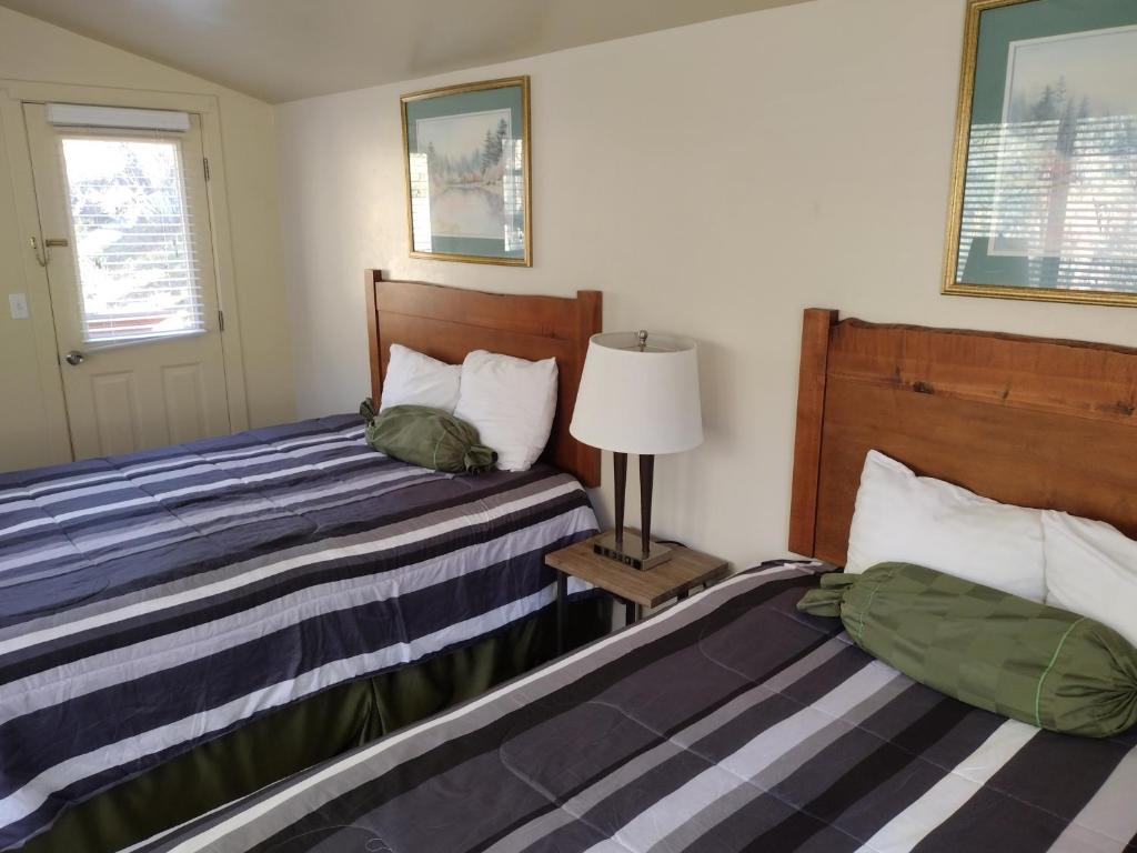Yosemite Gatekeeper's Lodge photo